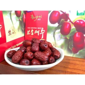 Alternative view of Táo đỏ Hàn Quốc sấy khô hộp 1KG loại ngon