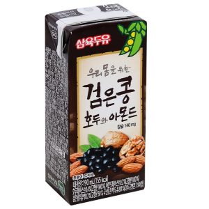 Sữa ÓC CHÓ Hàn Quốc Hạnh nhân Đậu Đen 140ml (1 thùng 24 hộp)